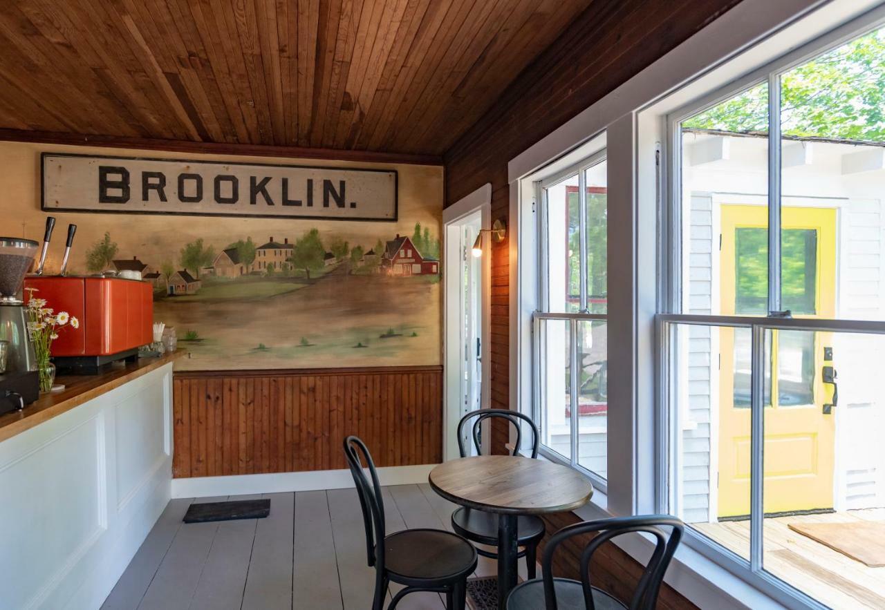 The Brooklin Inn Luaran gambar